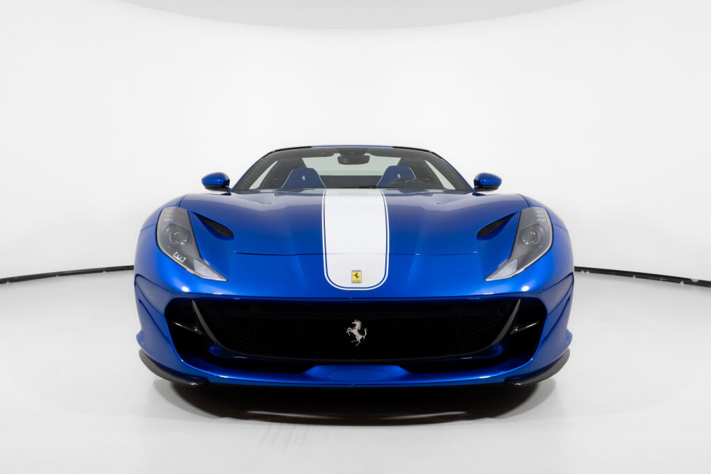 Used 2022 Ferrari 812 GTS RWD image 13