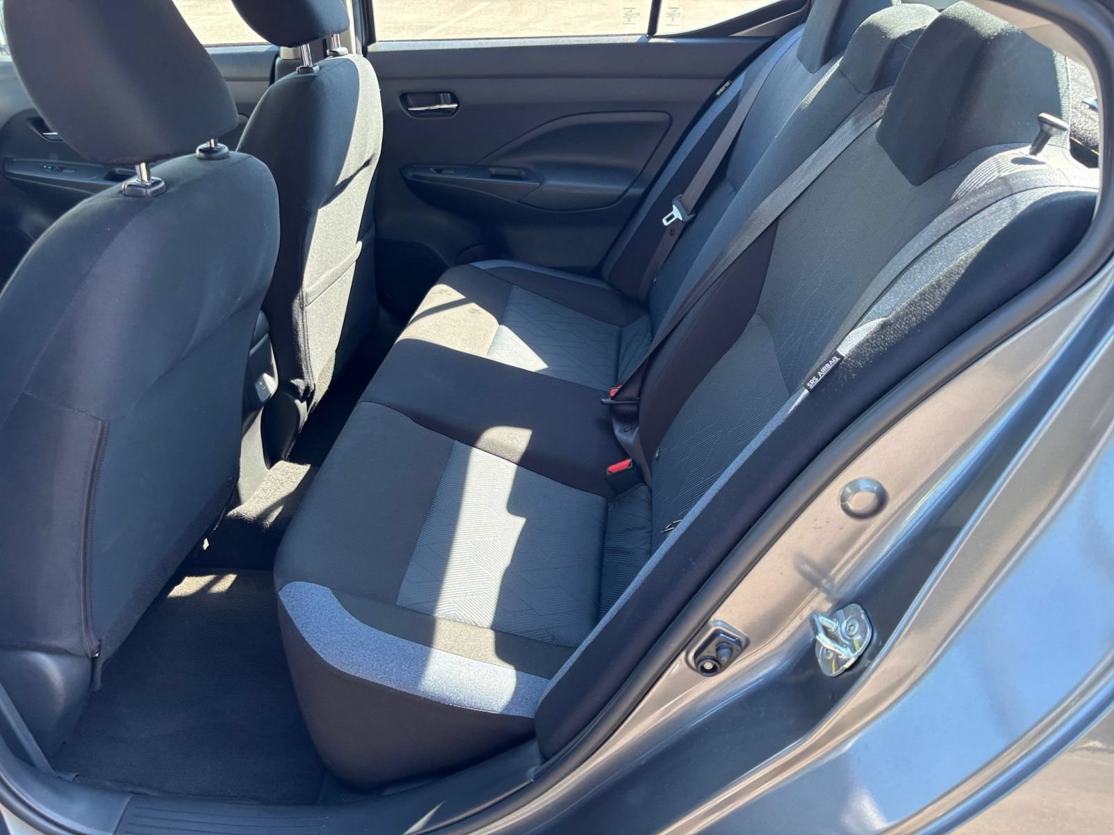 Used 2025 Nissan Versa SV FWD image 24
