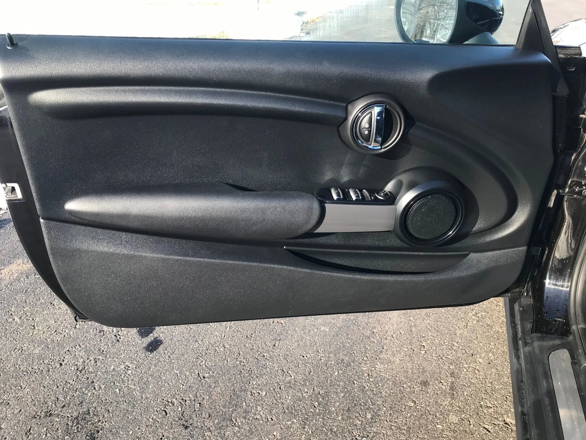 Used 2019 MINI Cooper Convertible image 17