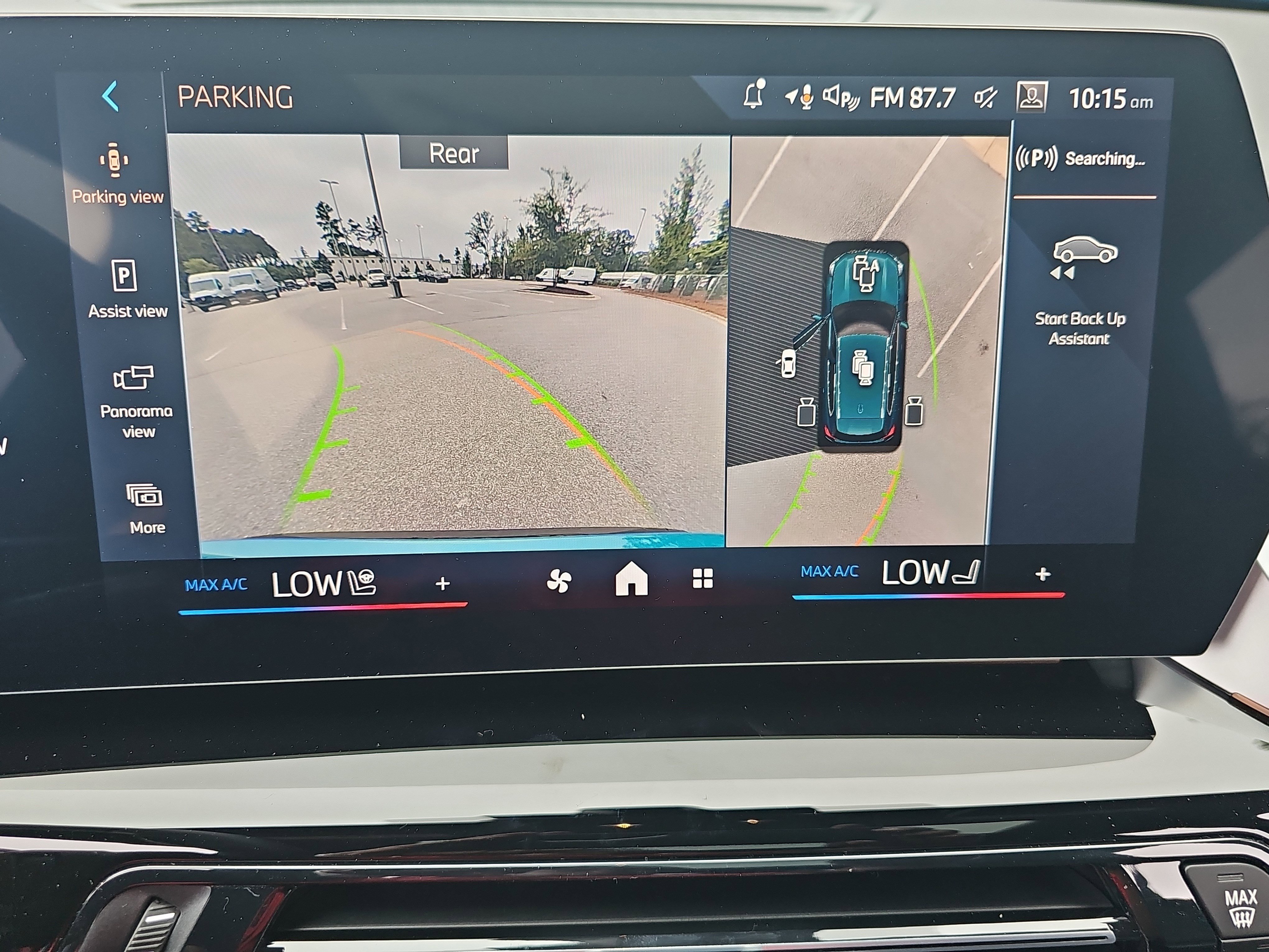 New 2025 BMW X1 xDrive28i w/ Technology Package image 25