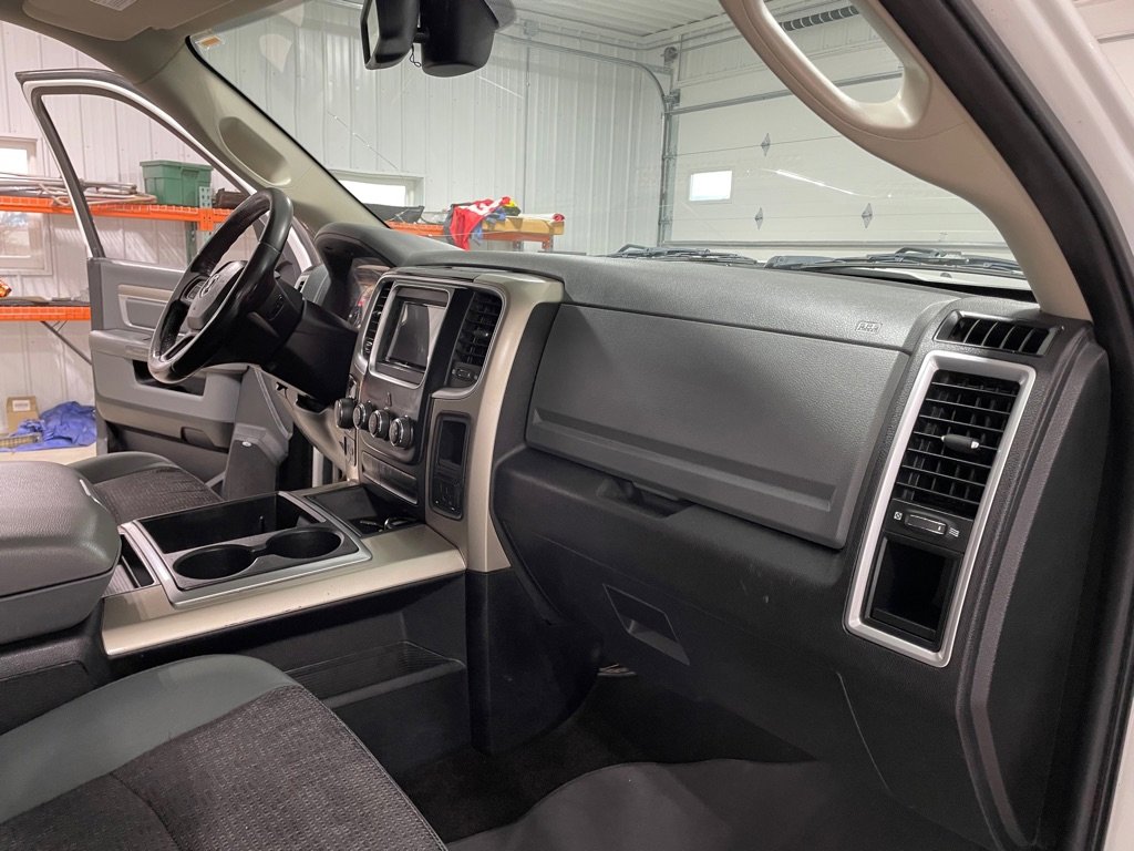 Used 2014 RAM 1500 Big Horn image 22