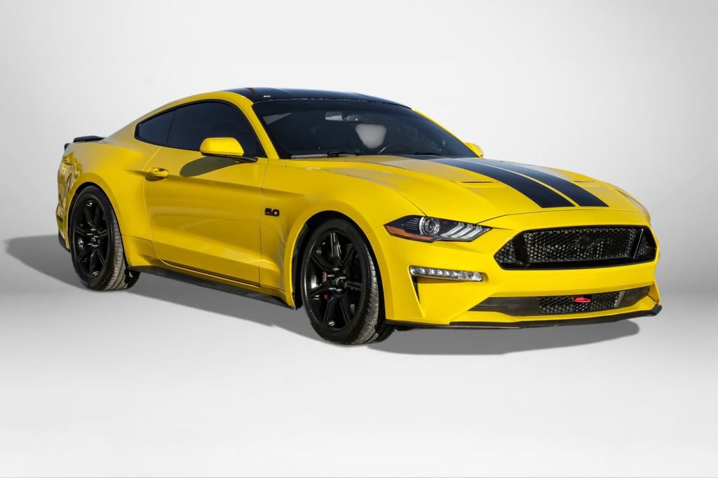 Used 2018 Ford Mustang GT w/ Black Accent Pkg image 4