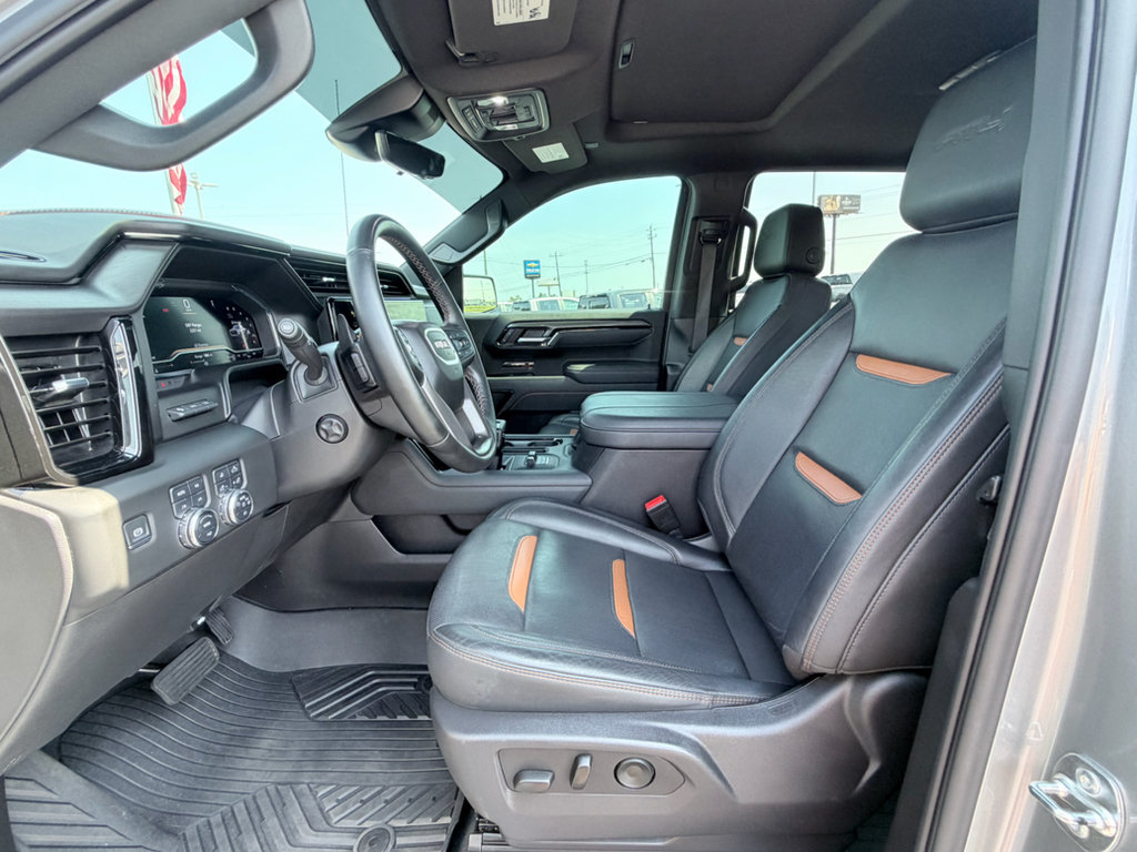 Used 2025 GMC Sierra 1500 AT4 w/ AT4 Premium Package AWD/4WD image 20