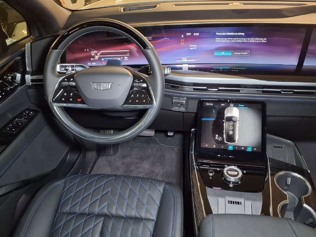 New 2026 Cadillac Escalade IQL Luxury AWD/4WD image 14