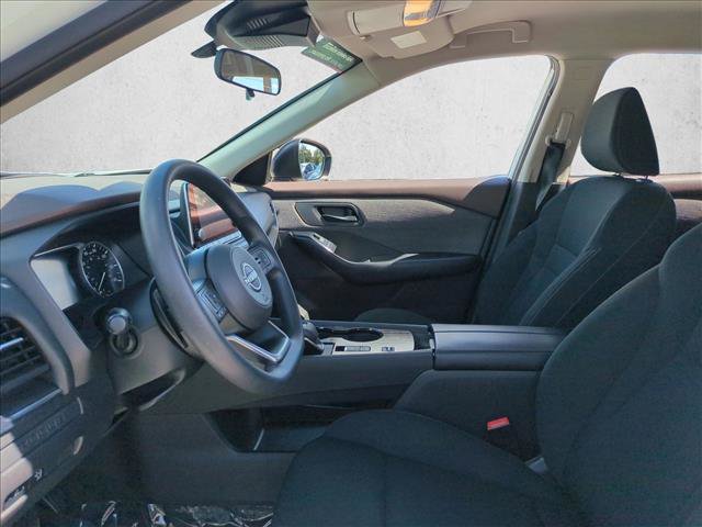 Used 2023 Nissan Rogue S FWD image 15