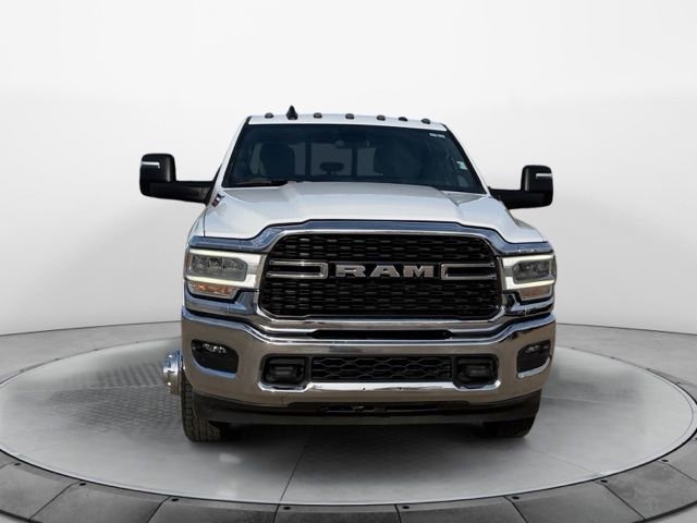 Used 2023 RAM 3500 SLT w/ Quick Order Package 2YG SLT AWD/4WD image 8