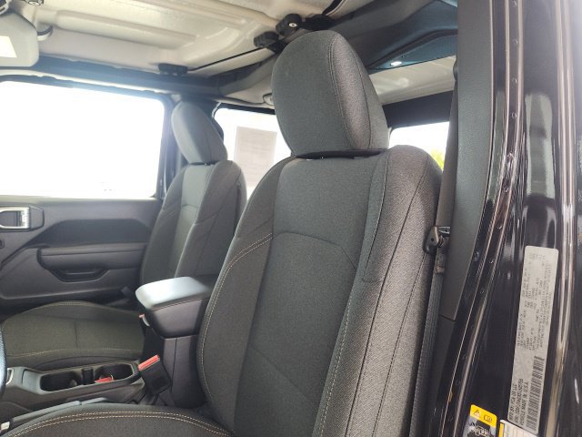 Used 2025 Jeep Gladiator Sport AWD/4WD image 20