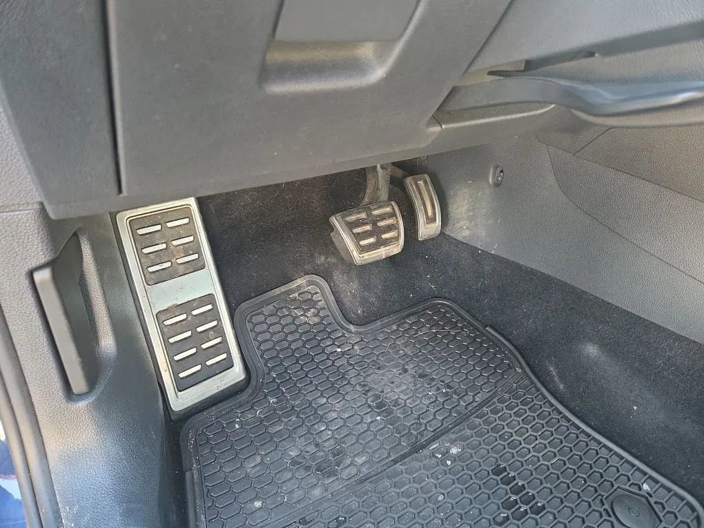 Used 2017 Volkswagen GTI S image 15