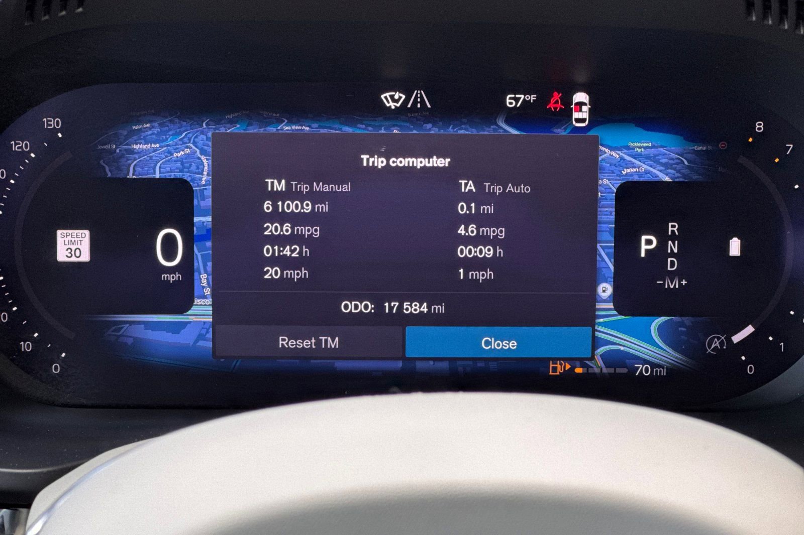 Certified 2023 Volvo XC60 B5 Plus w/ Protection Package Premier AWD/4WD image 29