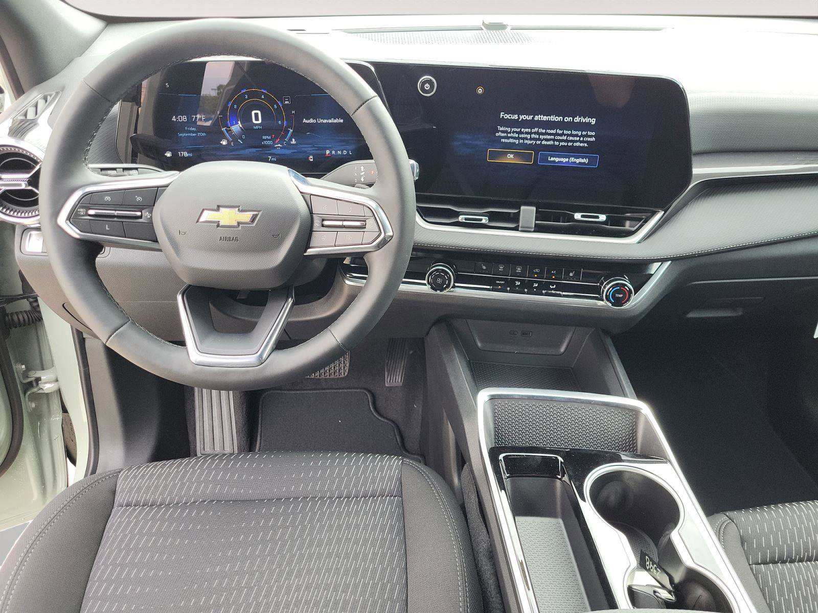 Used 2025 Chevrolet Equinox LT w/ Safety and Technology Package image 11