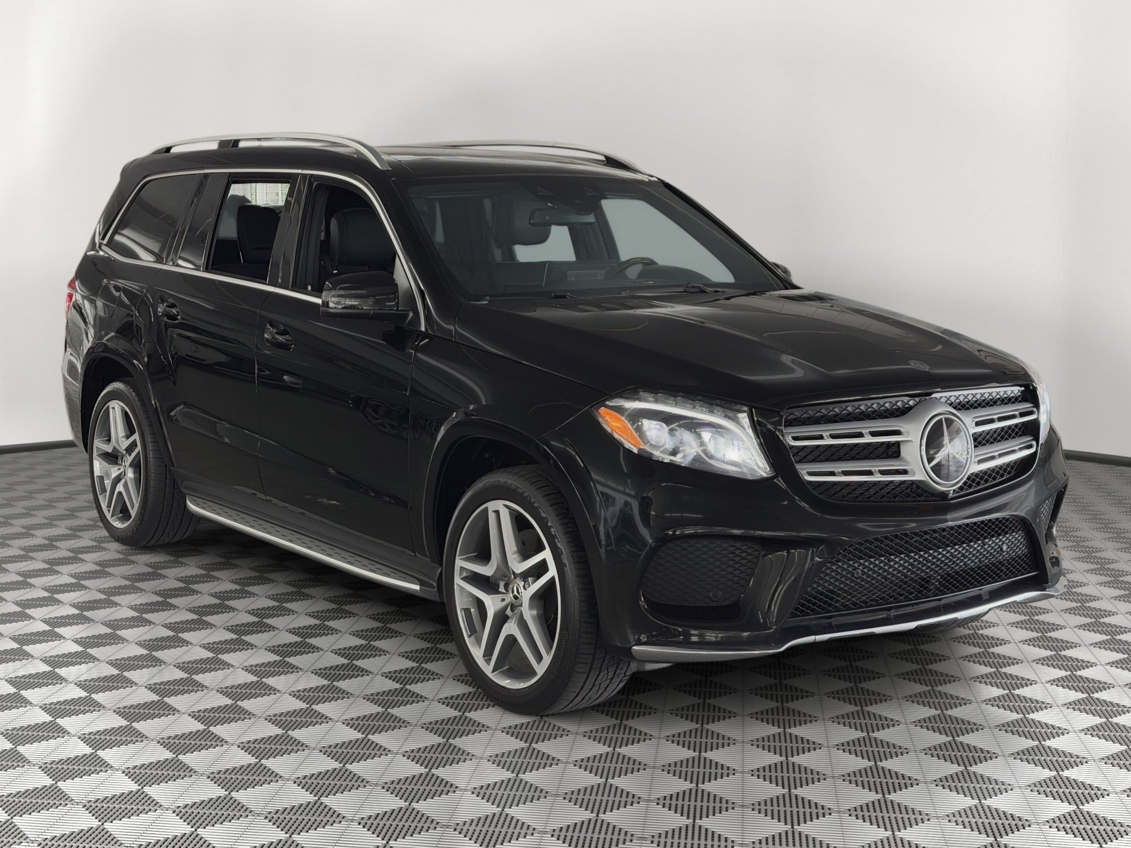 Used 2019 Mercedes-Benz GLS 550 4MATIC image 7