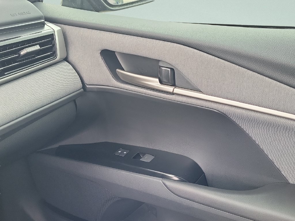 Used 2026 Toyota Camry LE FWD image 24