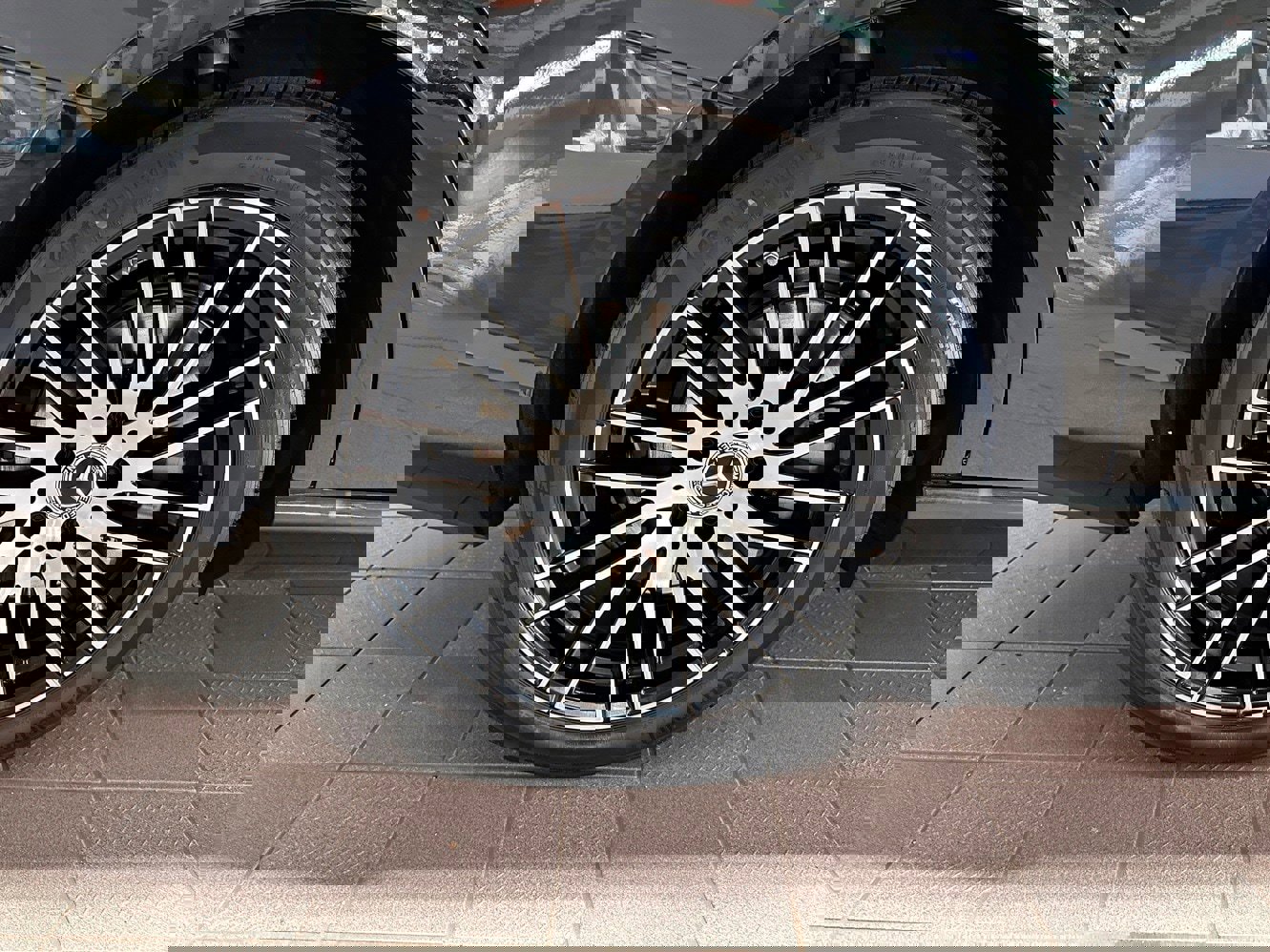 New 2025 Mercedes-Benz C 300 4MATIC Sedan image 10