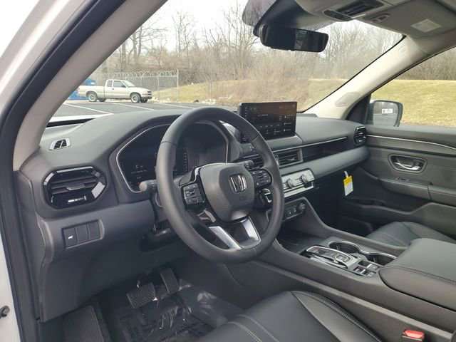 New 2026 Honda Pilot Touring image 18