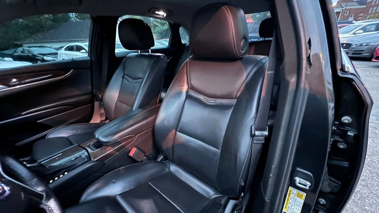 Used 2013 Cadillac XTS Luxury image 16