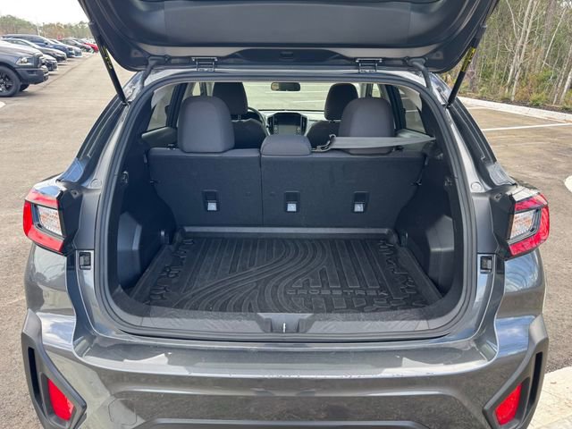 Used 2024 Subaru Crosstrek 2.0i Premium image 8