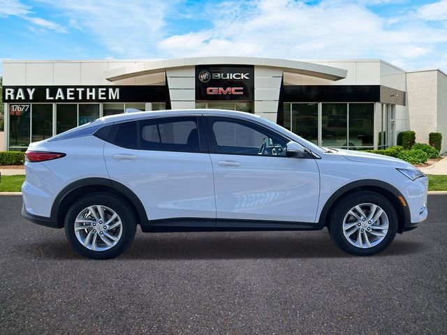 Used 2025 Buick Envista Preferred w/ Convenience I Package image 6