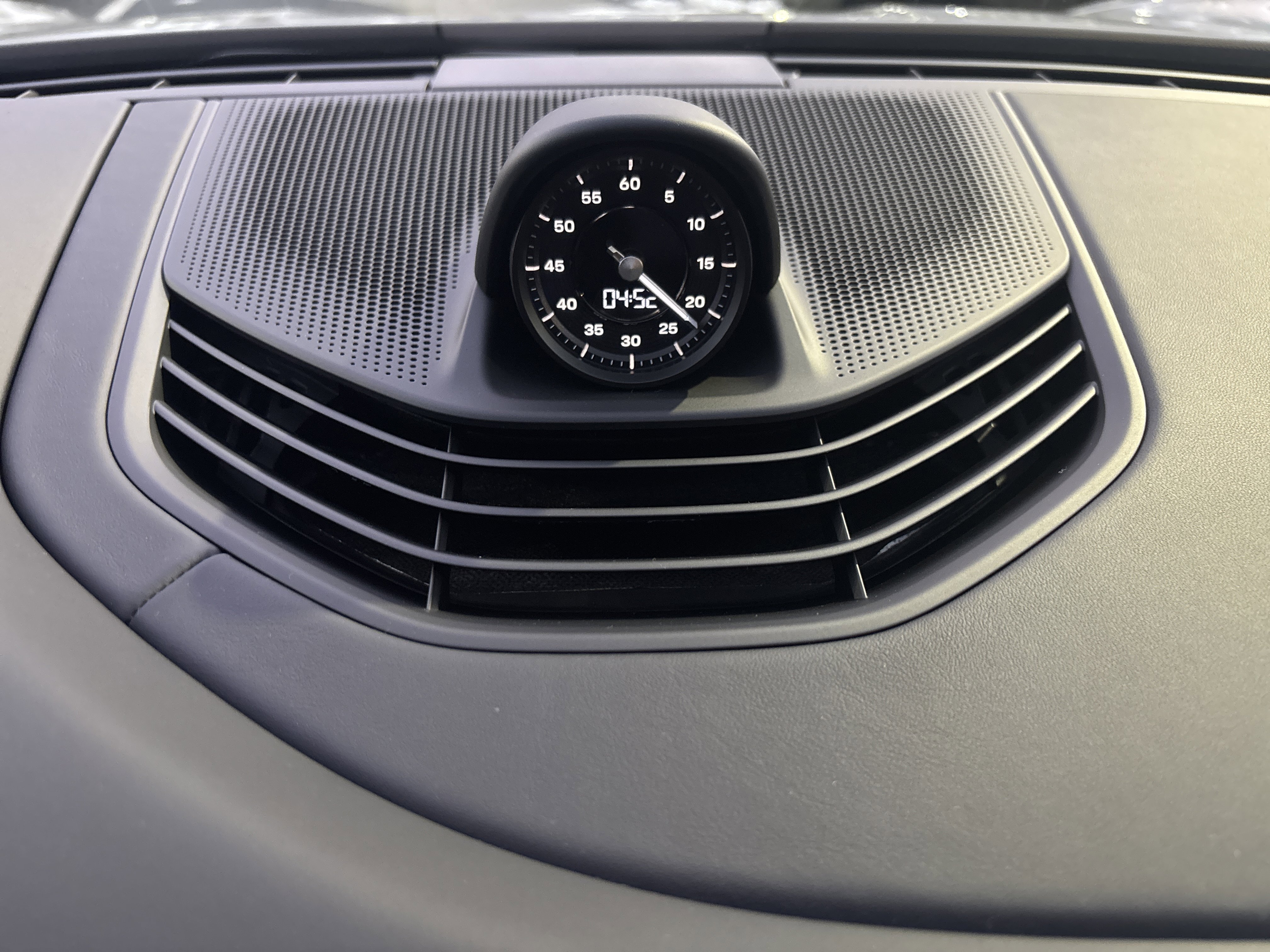New 2026 Porsche Taycan GTS AWD/4WD image 26