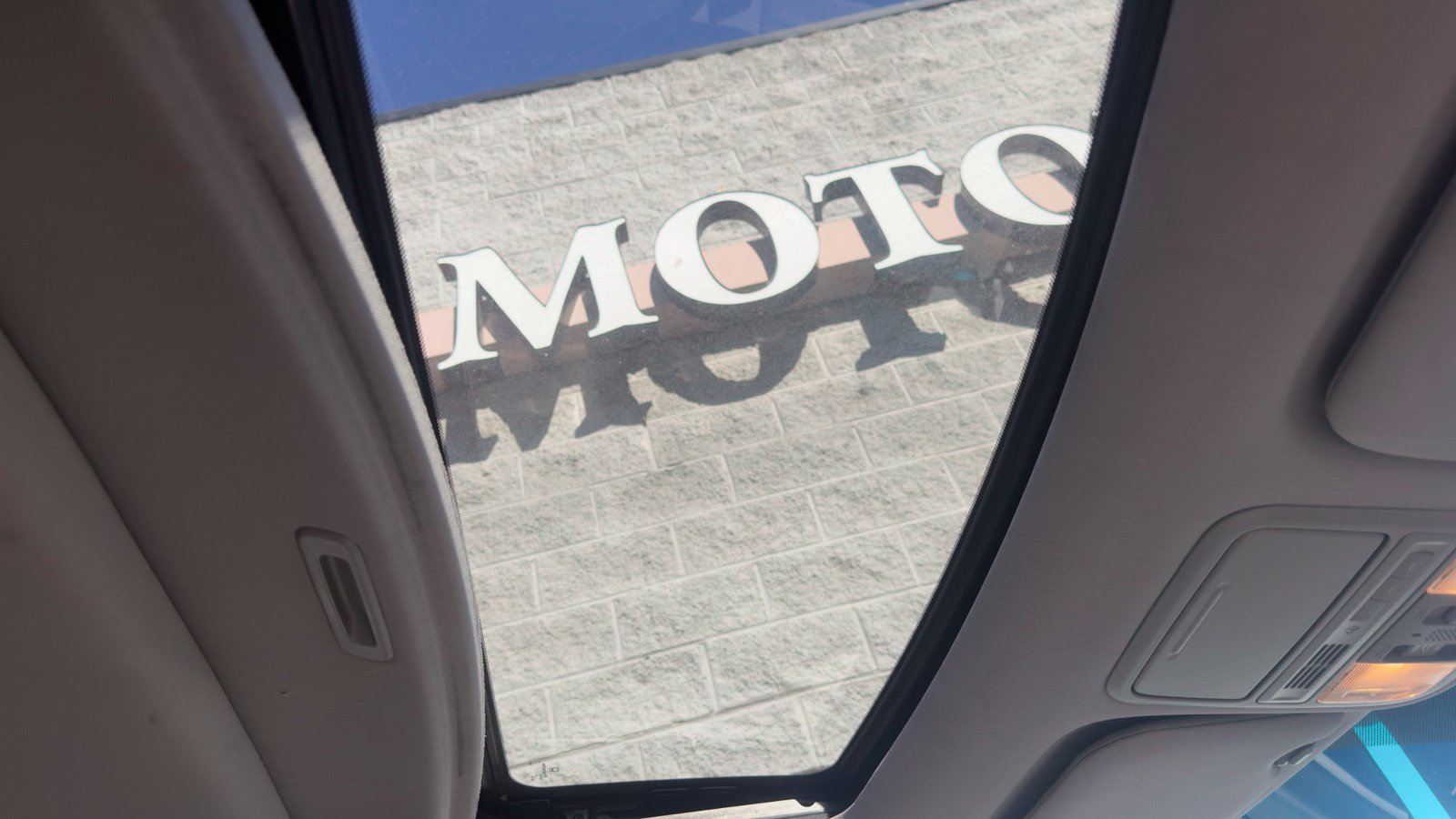 Used 2013 Honda Odyssey EX-L image 16