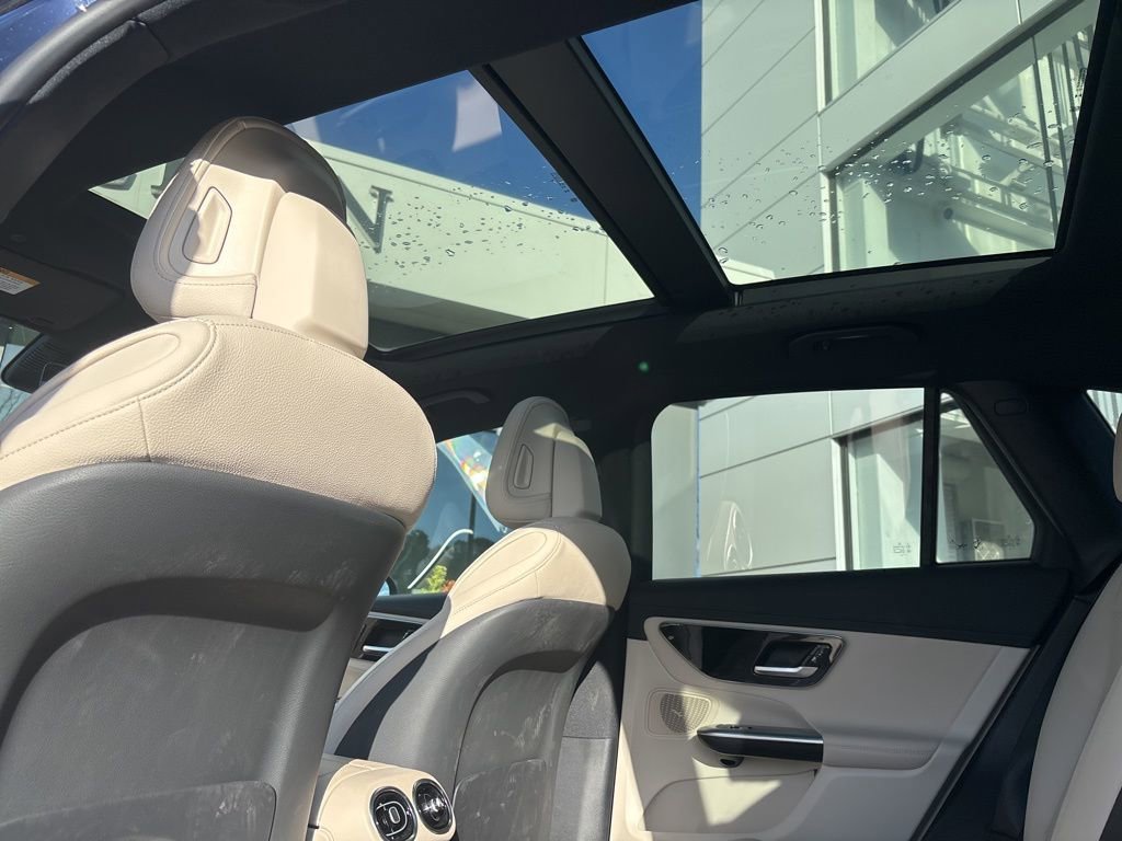 Used 2024 Mercedes-Benz GLC 300 image 51