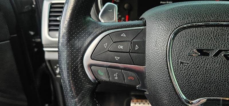 Used 2016 Jeep Grand Cherokee SRT image 11