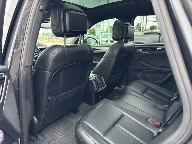 Used 2018 Porsche Macan S AWD/4WD image 18