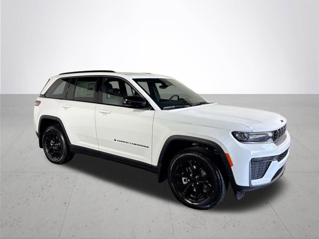 New 2026 Jeep Grand Cherokee Altitude AWD/4WD image 4