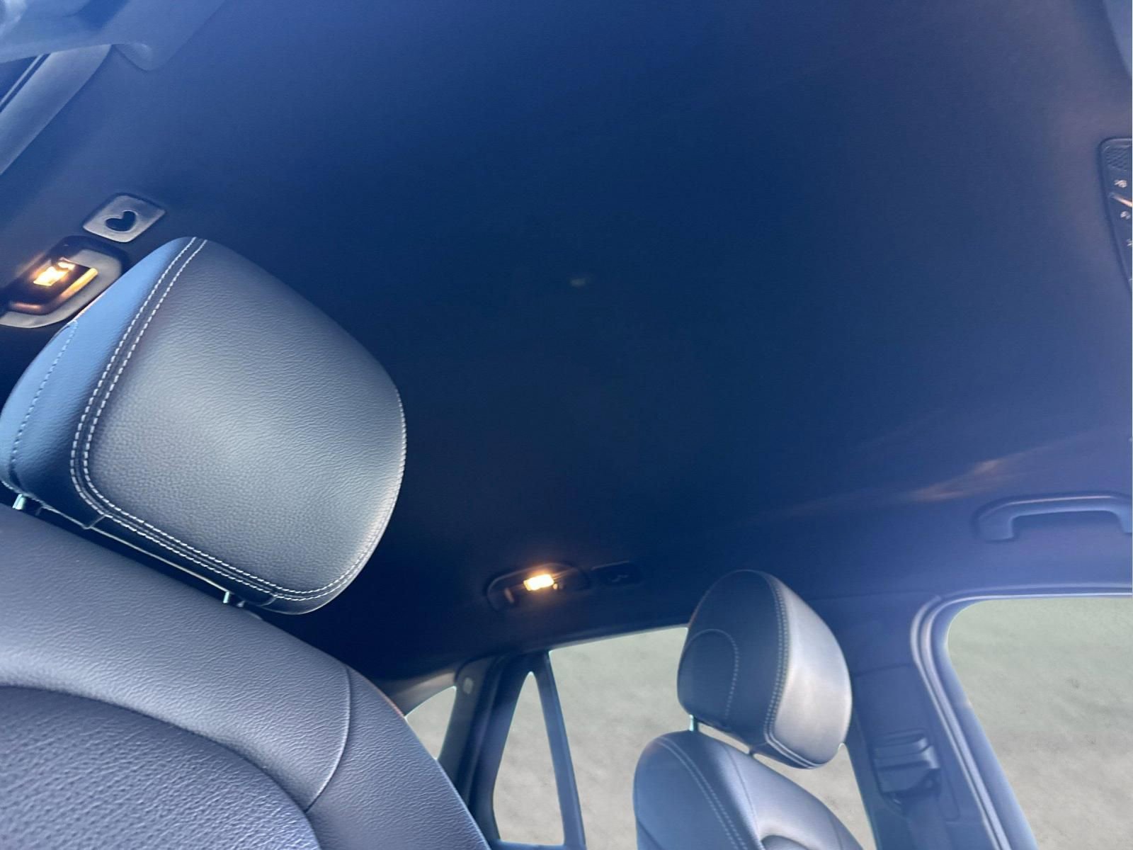 Used 2021 Mercedes-Benz GLC 300 image 17