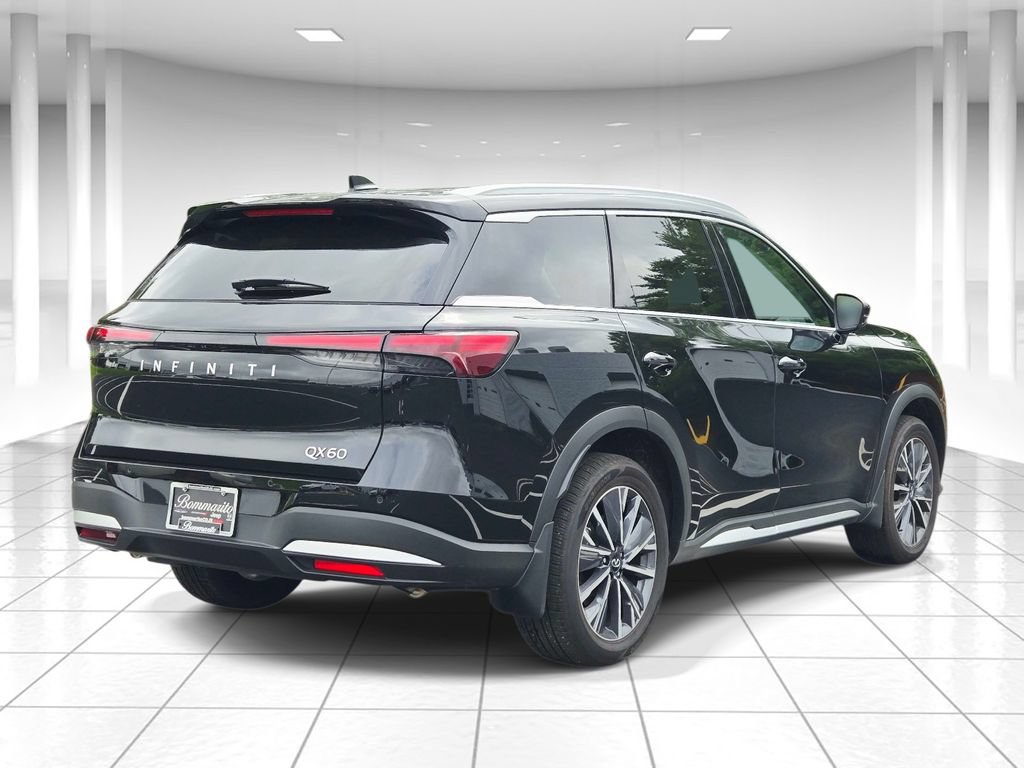 Used 2026 INFINITI QX60 Luxe w/ Cargo Package FWD image 3