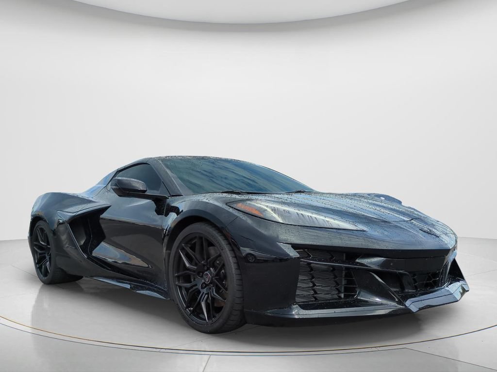 Used 2024 Chevrolet Corvette Z06 w/ Stealth Interior Trim Package RWD image 3