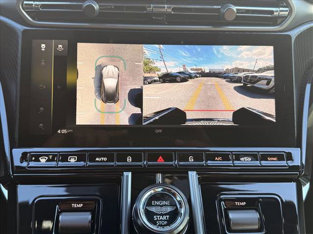 Used 2025 Aston Martin V8 Vantage Coupe RWD image 21