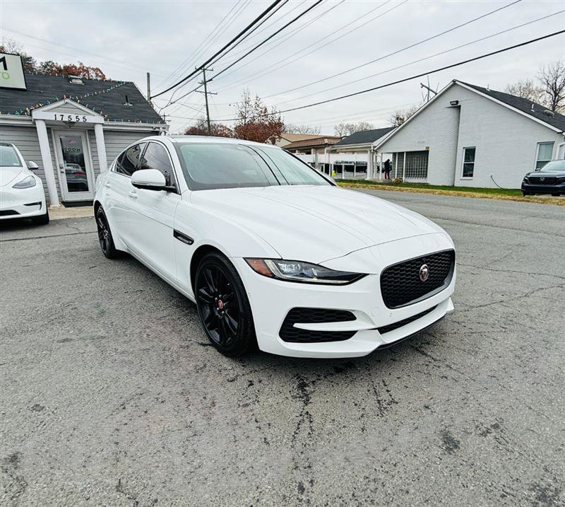 Used 2020 Jaguar XE S RWD image 8