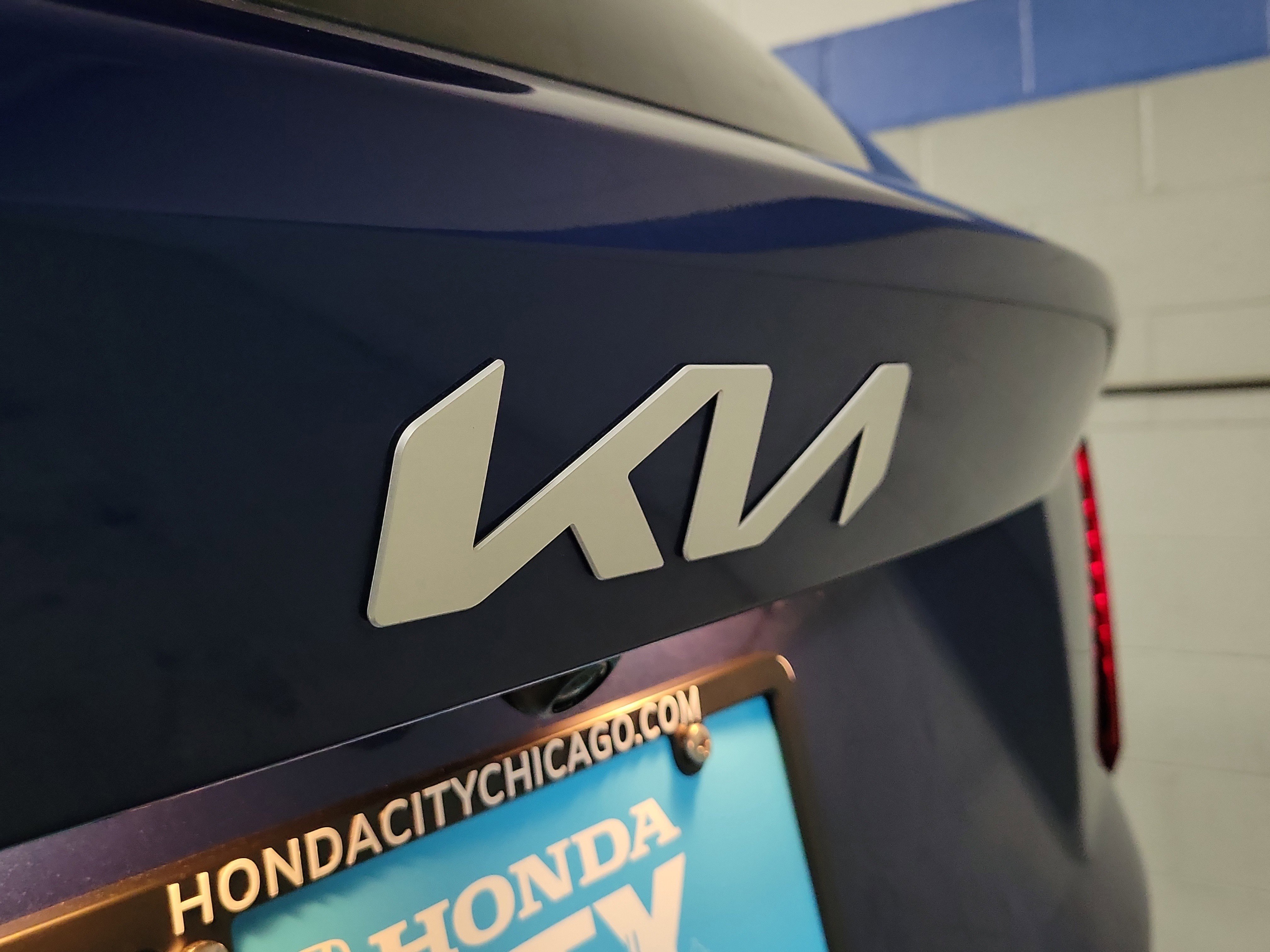 Used 2023 Kia Sorento S image 7