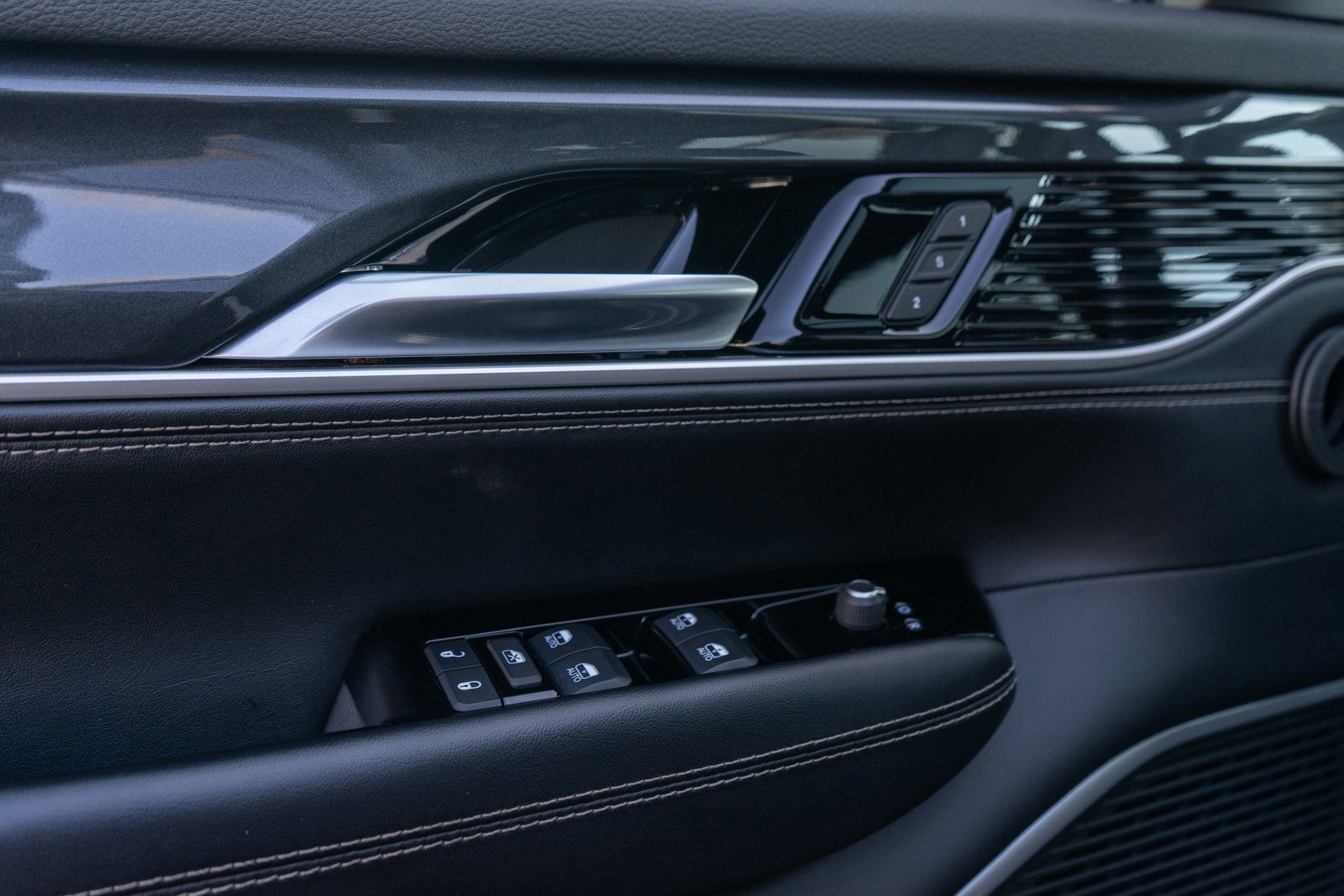 Used 2022 Jeep Wagoneer Series I w/ Convenience Group I image 15