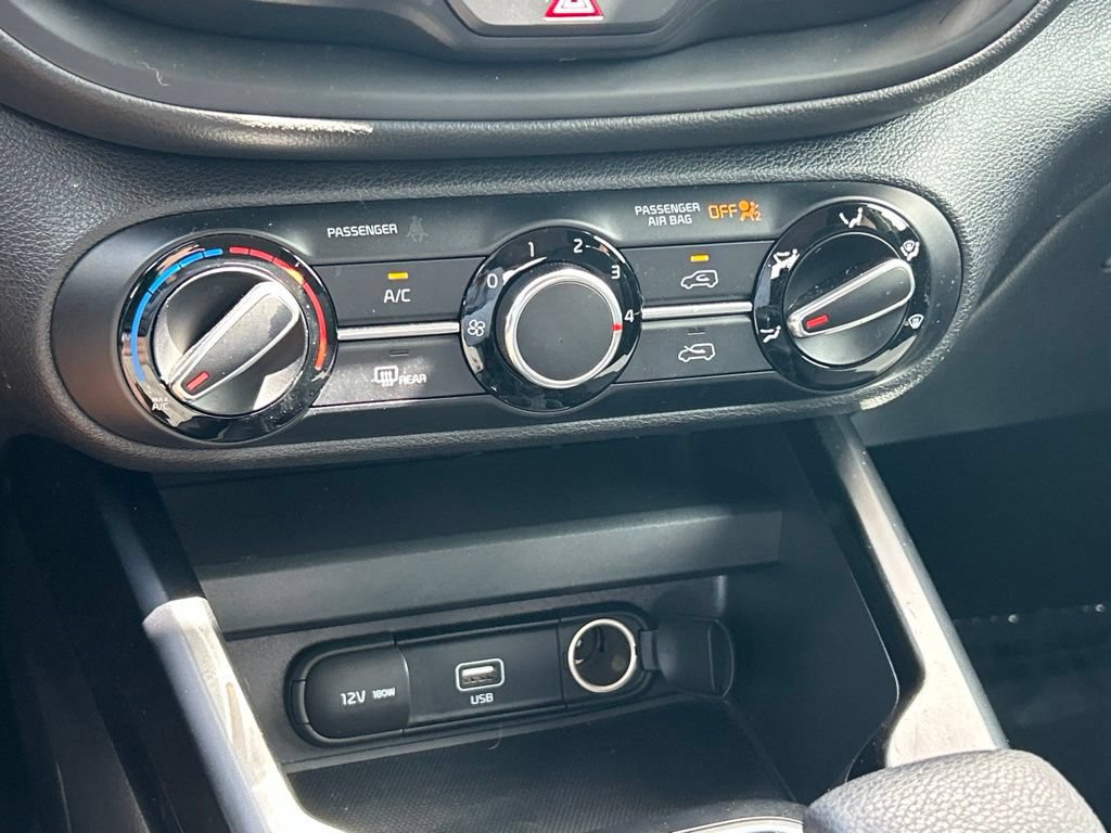 Used 2020 Kia Soul LX FWD image 34