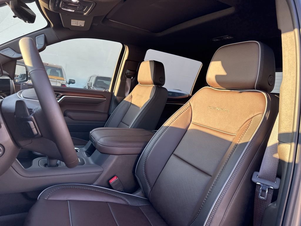 New 2026 GMC Sierra 1500 Denali w/ Denali Reserve Package image 18
