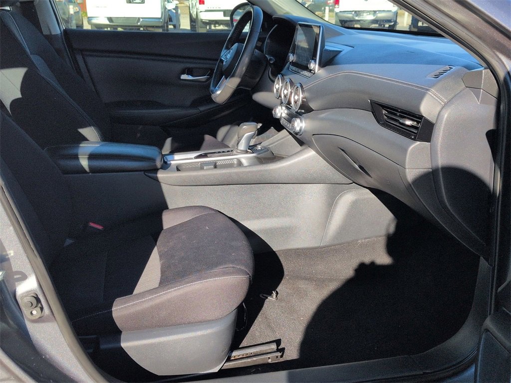 Used 2021 Nissan Sentra SV image 19