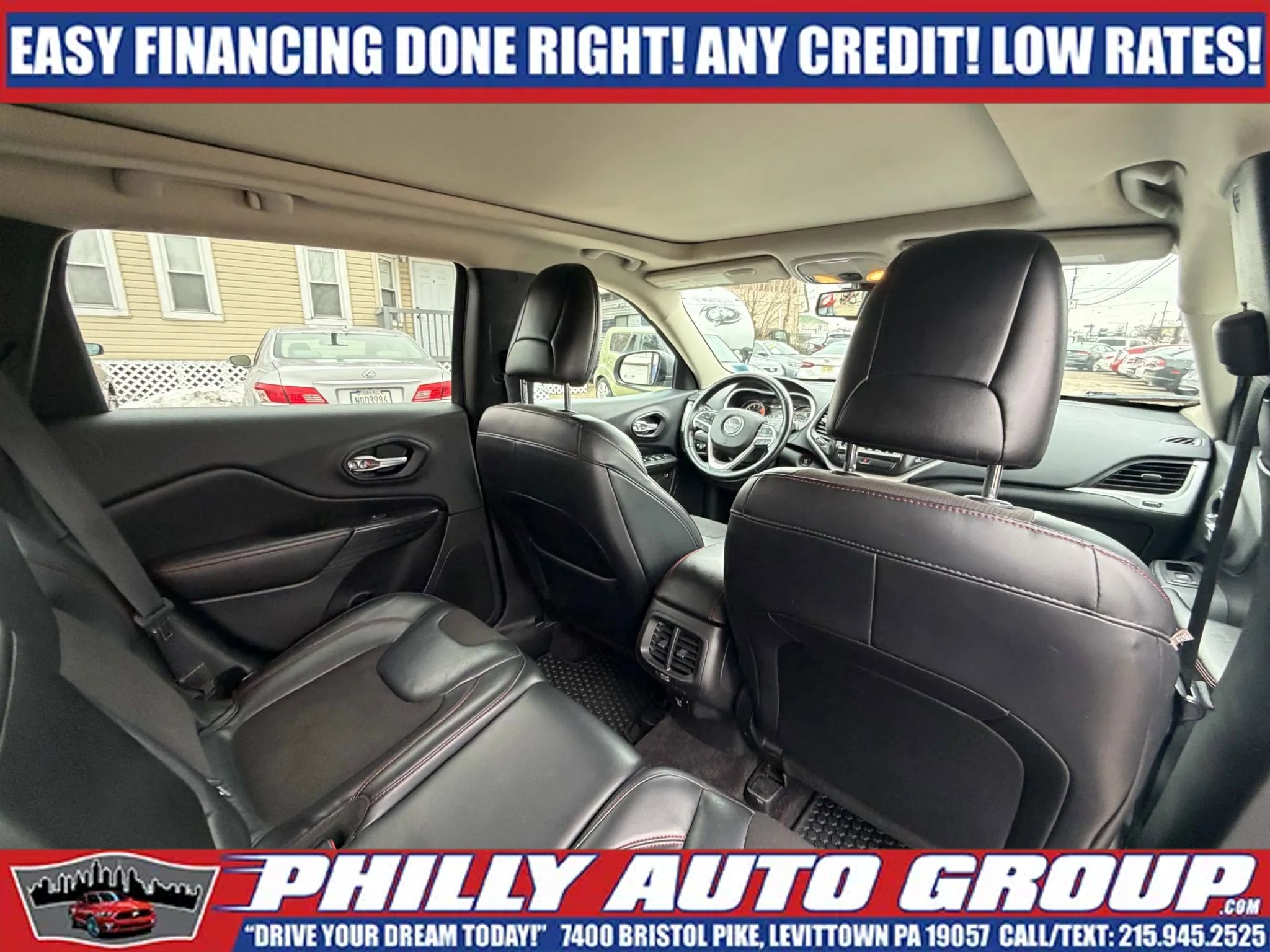 Used 2016 Jeep Cherokee Trailhawk w/ Comfort & Convenience Group image 21