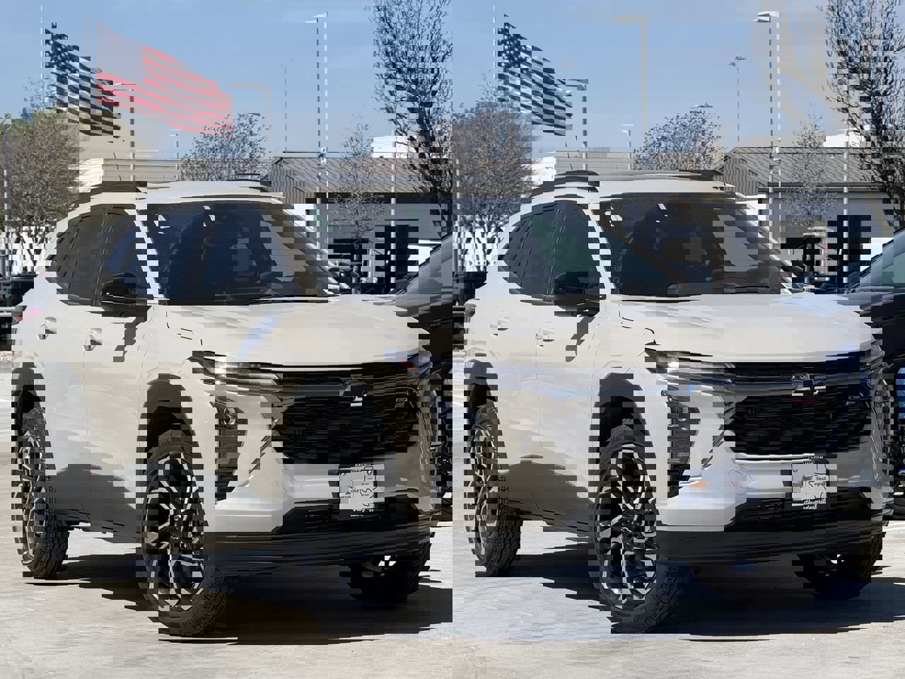 New 2026 Chevrolet Trax RS w/ Sunroof Package FWD image 2