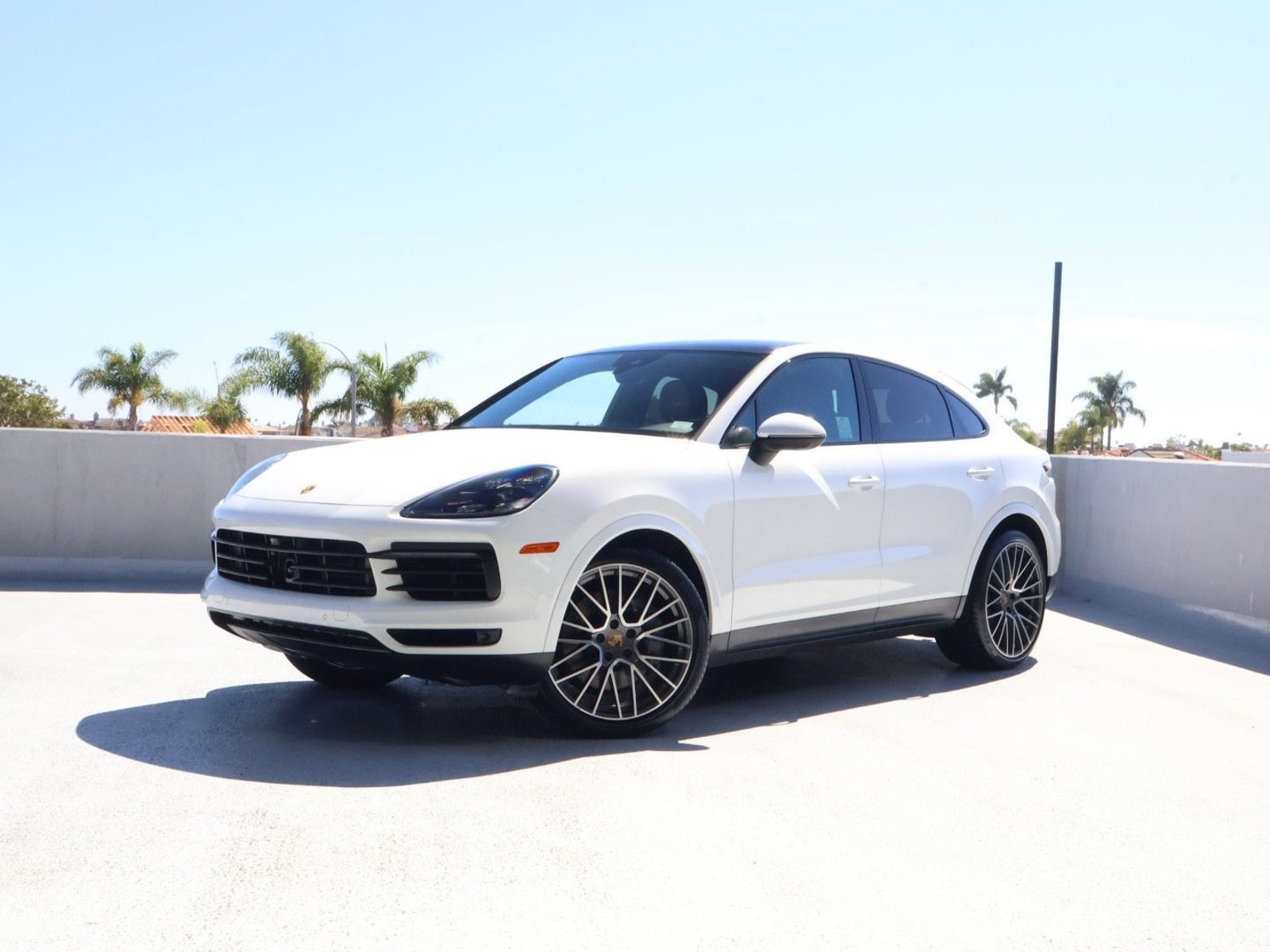 Certified 2023 Porsche Cayenne S w/ Premium Package Plus AWD/4WD image 1