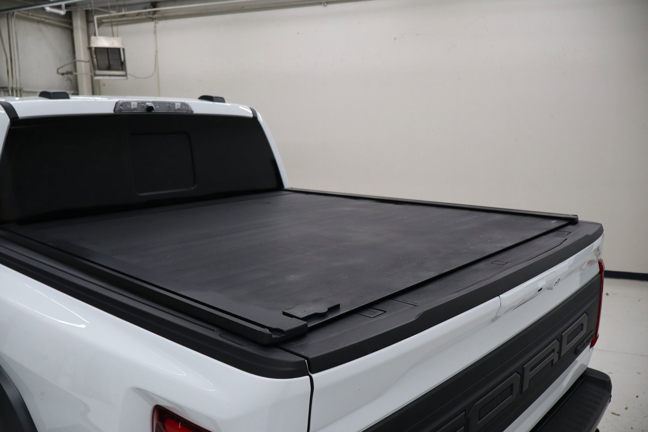Certified 2022 Ford F150 Raptor w/ Equipment Group 801A High image 27