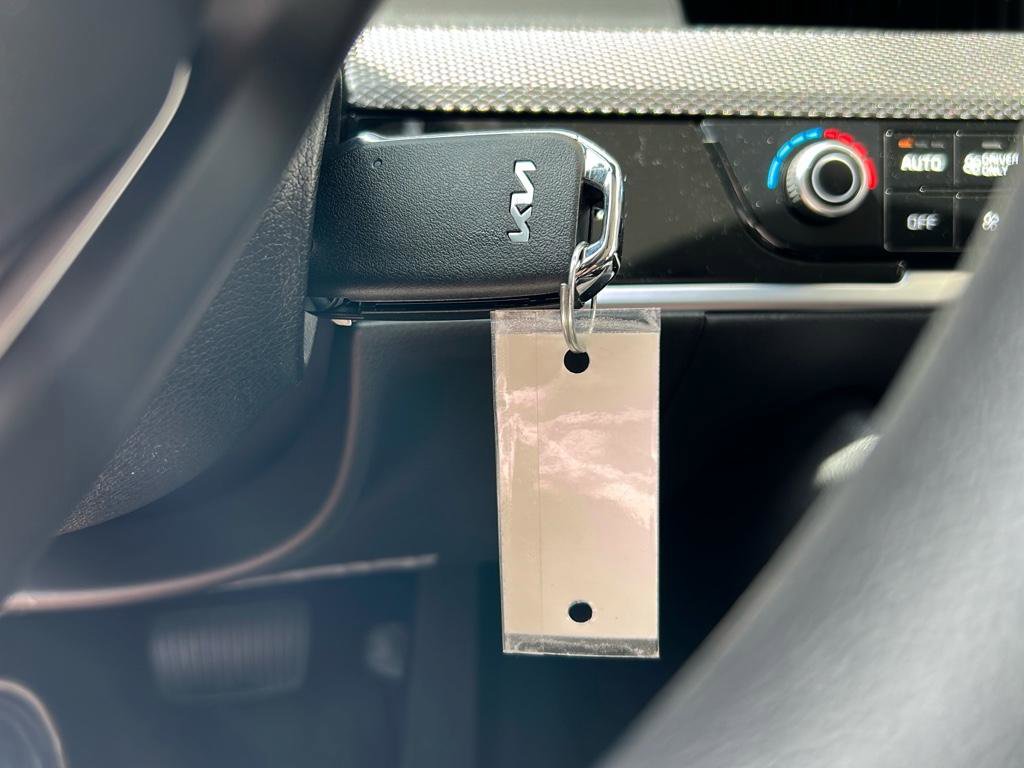 New 2025 Kia Sportage LX image 26