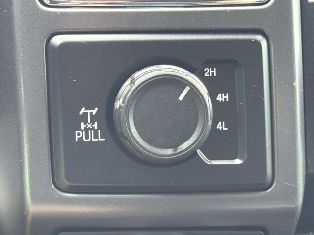 Used 2019 Ford F150 XLT w/ Equipment Group 302A Luxury AWD/4WD image 26