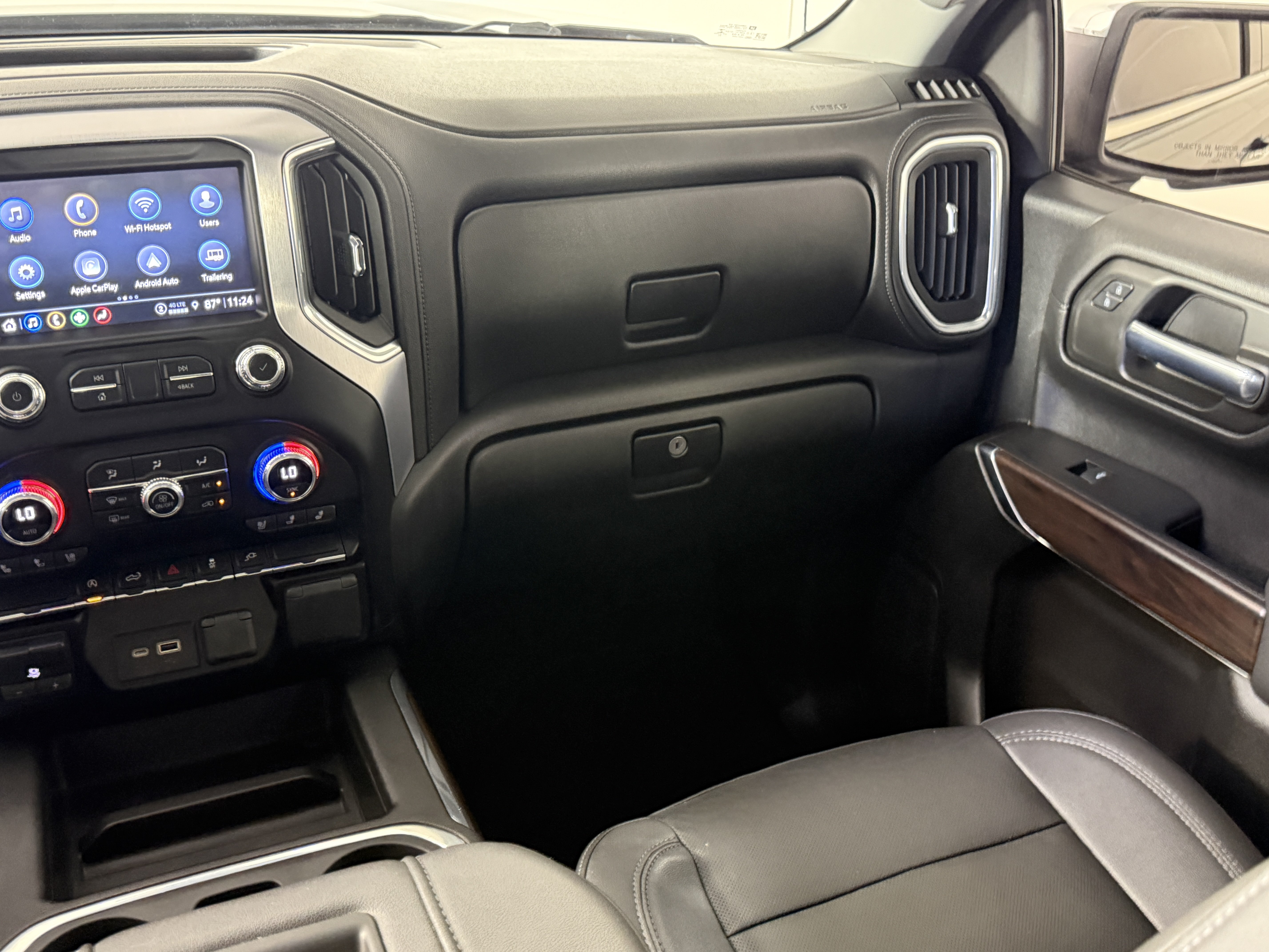Used 2021 GMC Sierra 1500 SLT w/ SLT Premium Package RWD image 12