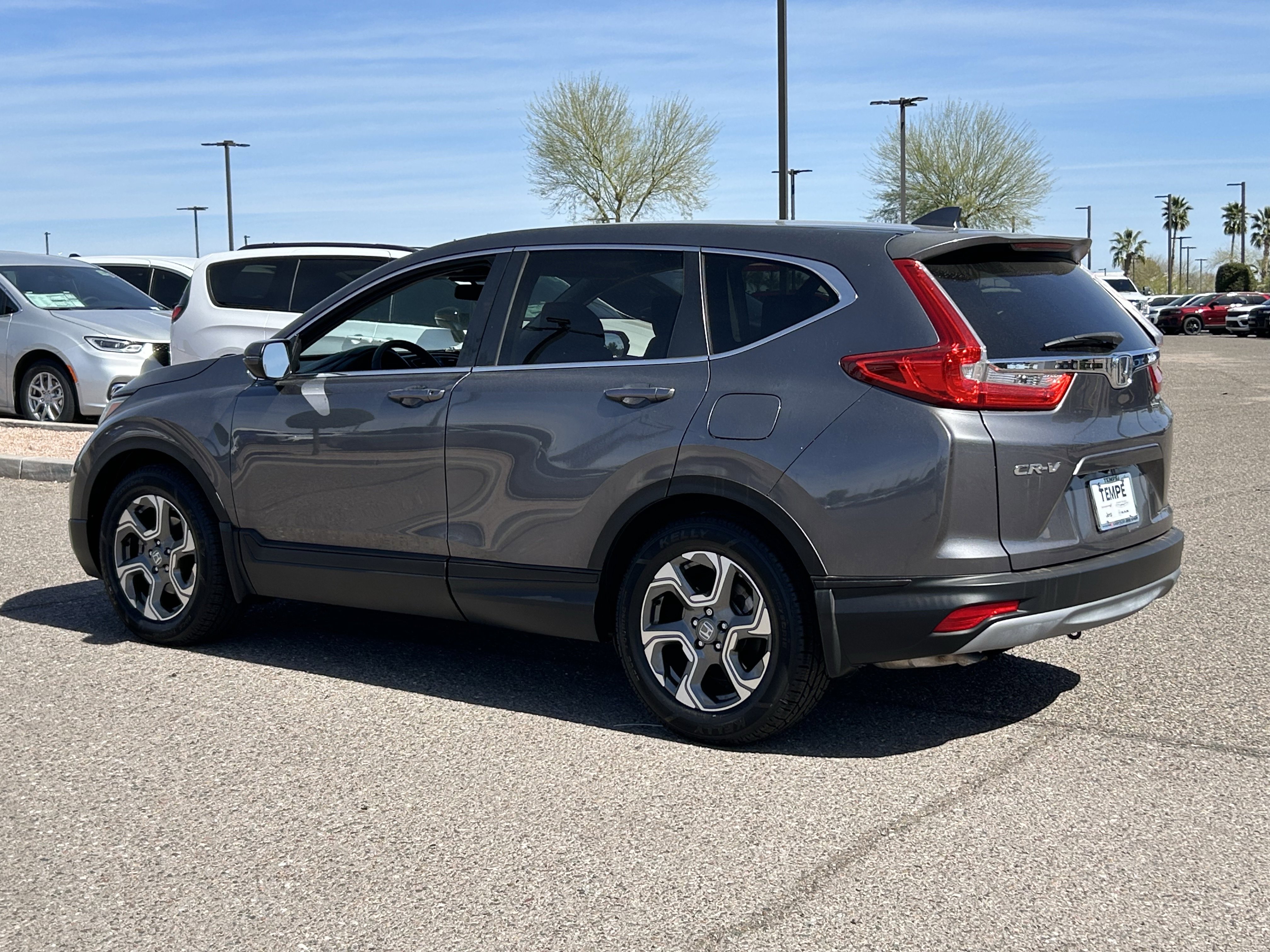Used 2019 Honda CR-V EX image 4