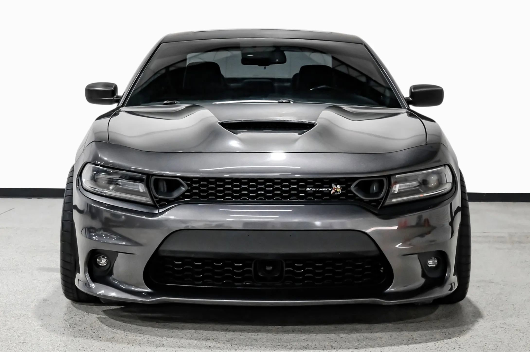 Used 2019 Dodge Charger Scat Pack w/ Dynamics Package RWD image 3