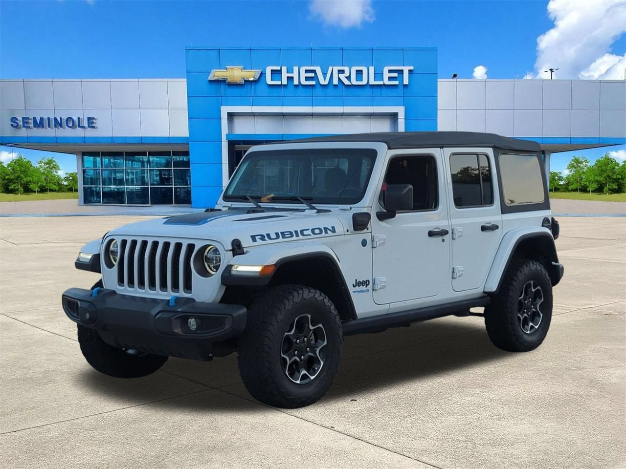 Used 2022 Jeep Wrangler Unlimited Rubicon 4xe AWD/4WD image 2