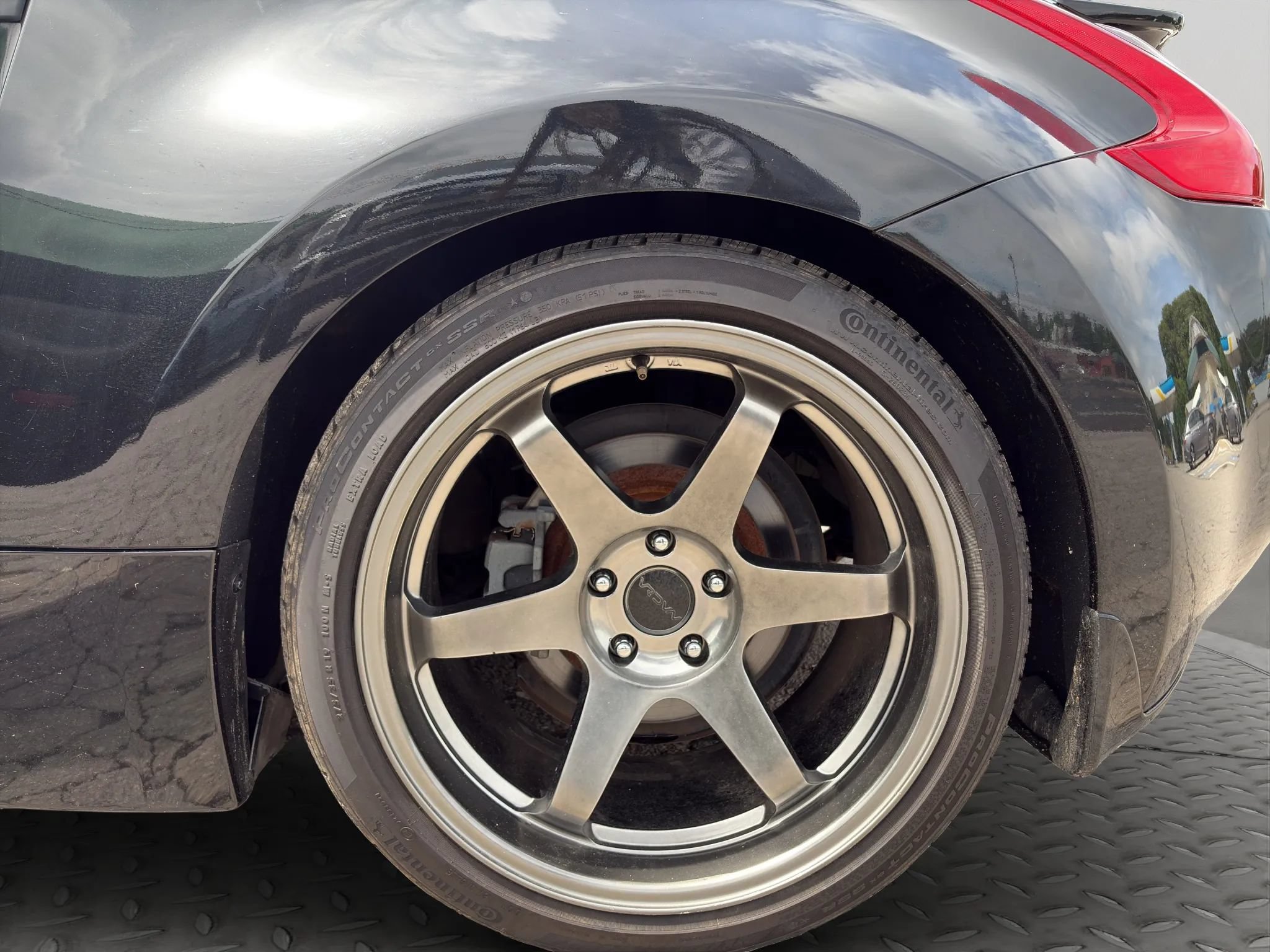 Used 2017 Nissan 370Z Coupe RWD image 24