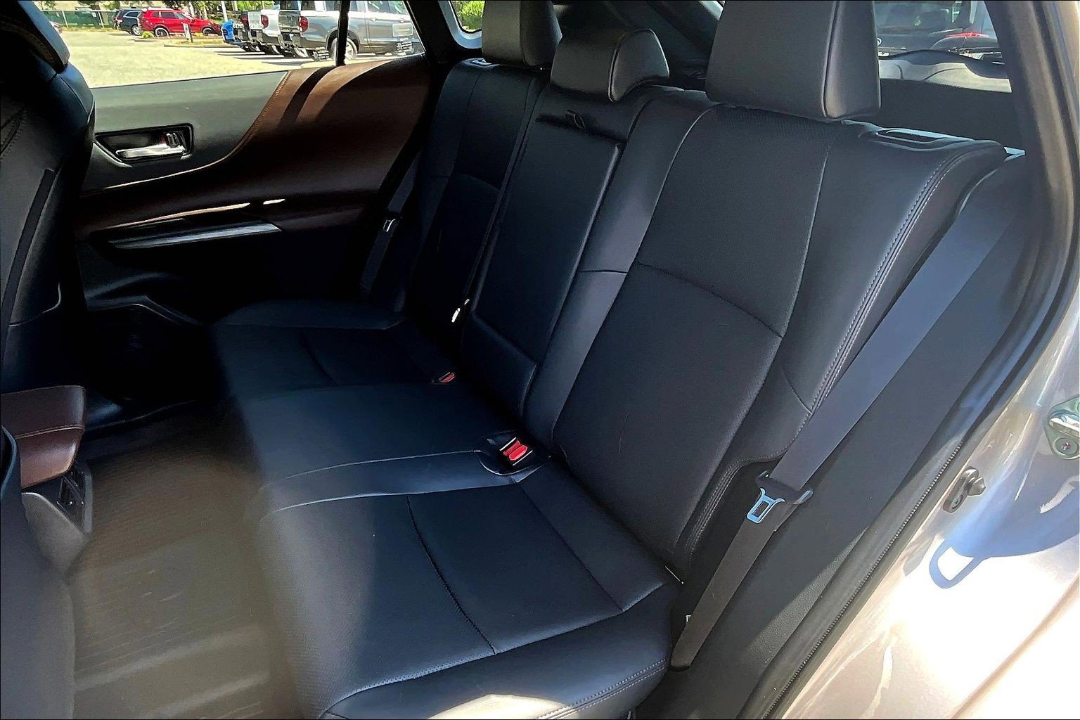 Used 2024 Toyota Venza Limited AWD/4WD image 28