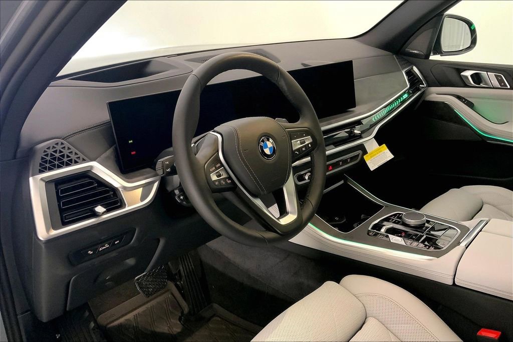 New 2026 BMW X5 xDrive40i w/ Climate Comfort Package image 4